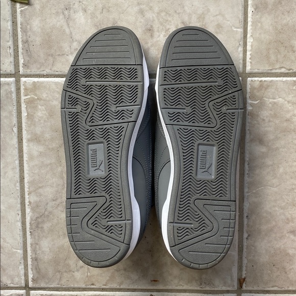 Puma Men's Charcoal Sneakers - Picture 2 of 3